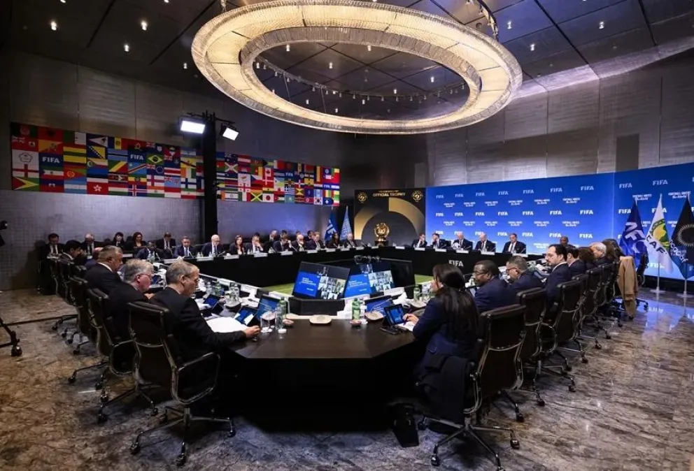 Vista general del la reunión del Consejo de la FIFA este jueves en Zúrich. Foto: EFE.
