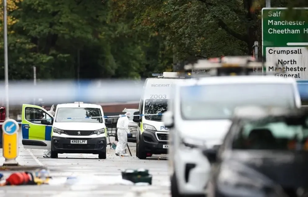 Forenses de la policía en el escenario del ataque terrorista en Manchester, Gran Bretaña. Foto: EFE