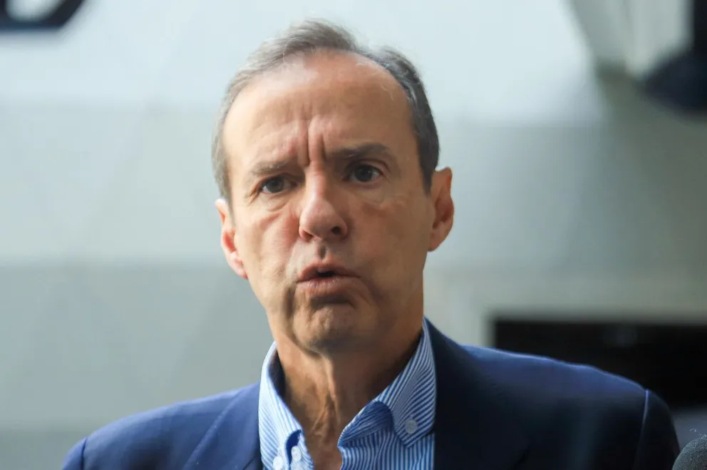 El expresidente dio una conferencia junto a su bancada. Foto: Archivo