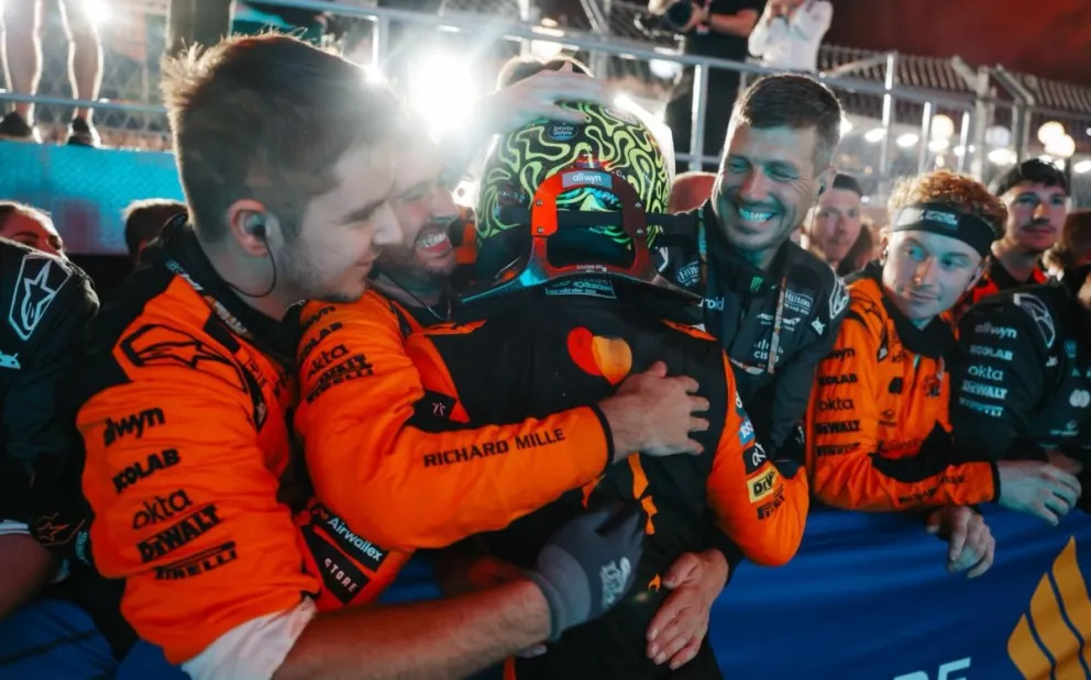 El festejo de la gente de McLaren tras conquistar el título del mundial de constructores. Foto: McLaren