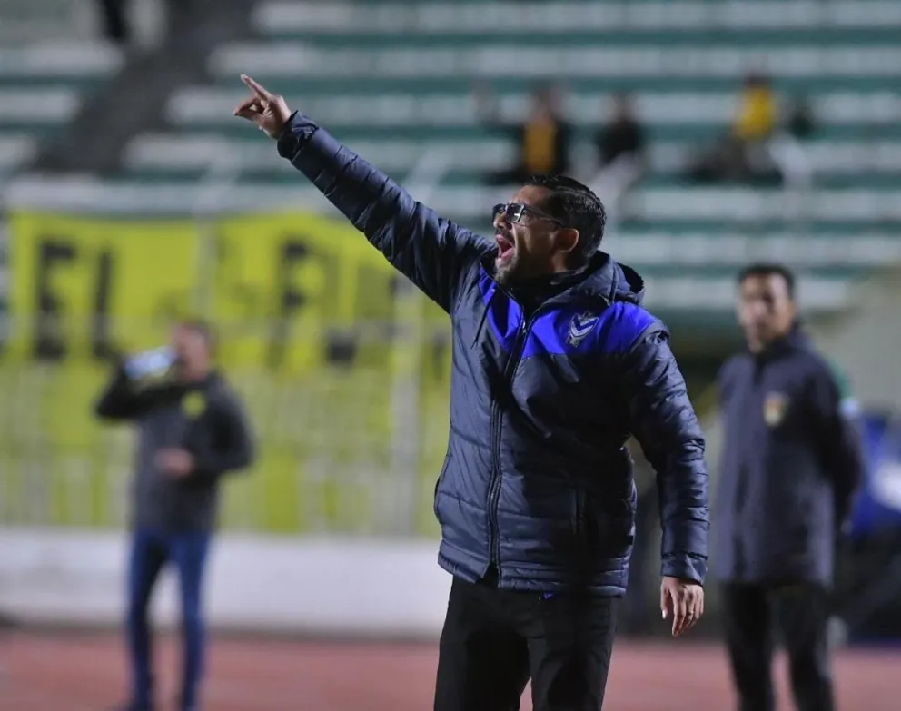 Wálter Flores Condarco, DT del cojunto orureño. Foto: APG