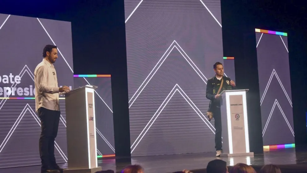 Los candidatos Juan Pablo Velasco y Edman Lara, el domingo. Foto: APG 