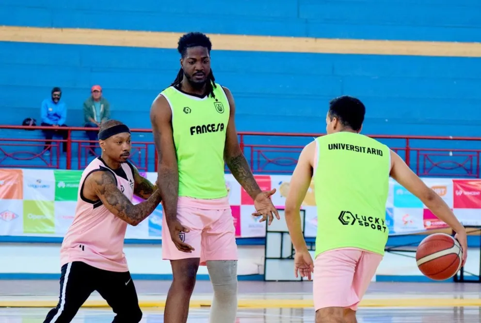 Jugadores del cuadro capitalino en su entrenamiento. Foto: Club Universitario.