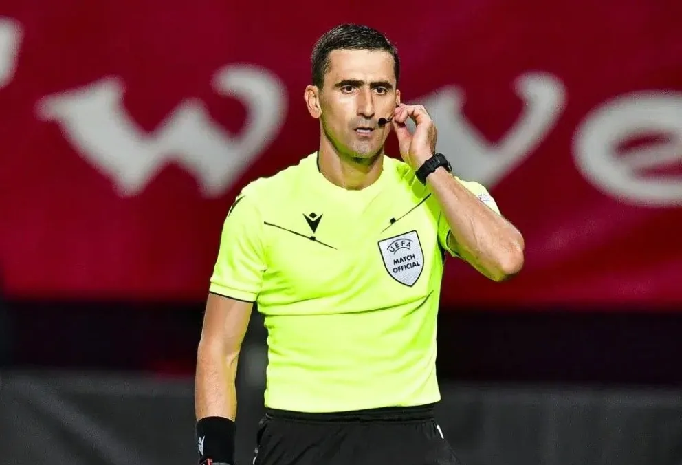 El árbitro montenegrino Nikola Dabanovic. Foto: archivo de internet