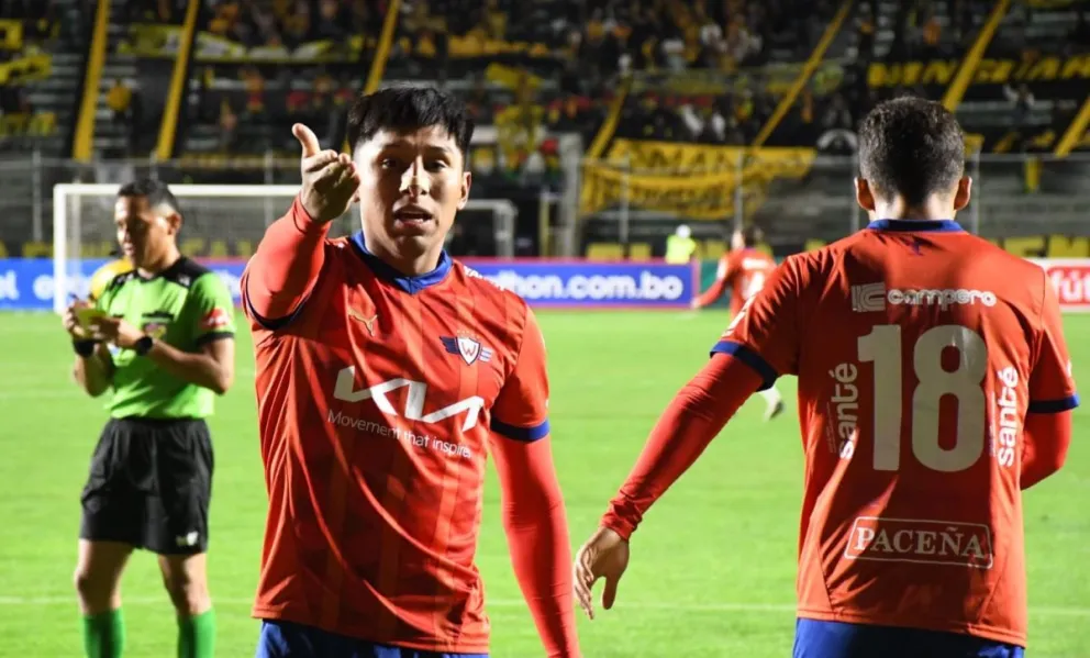 Wilser Soto, el juvenil de Wilstermann, festeja su gol en el Hernando Siles. Foto: Agencia Marka Registrada