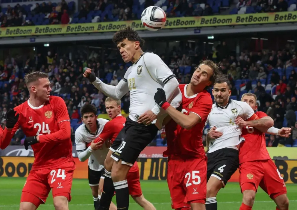 Incidencia entre Bolivia (de blanco) y Rusia. Foto: EFE.