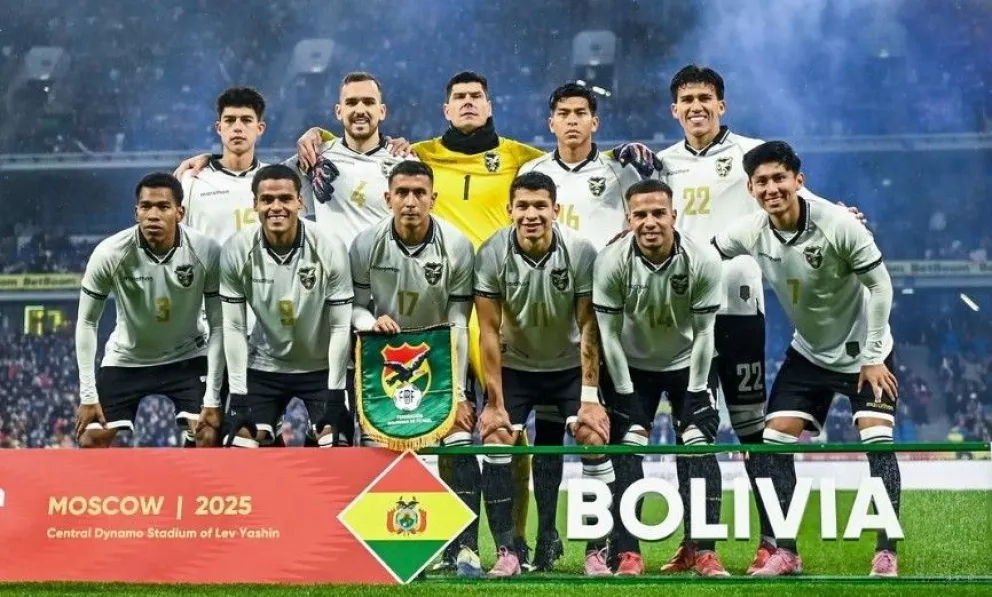 El seleccionado boliviano que empezó jugando el partido con Rusia en Moscú. Foto: La Verde - FBF