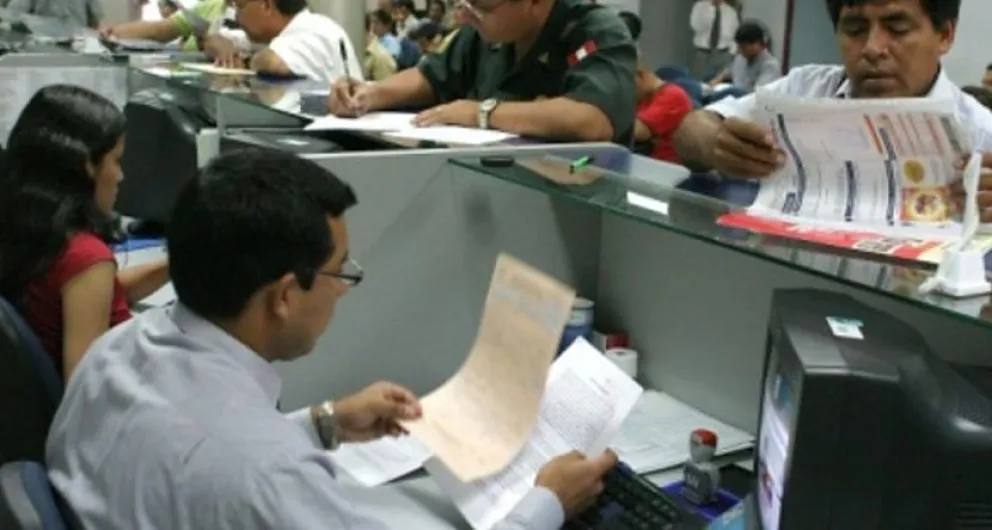 Funcionario público del Estado boliviano. FOTO: Ministerio de Trabajo