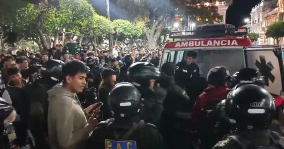 Manifestantes en Sucre. FOTO: Captura de pantalla de Correo del Sur