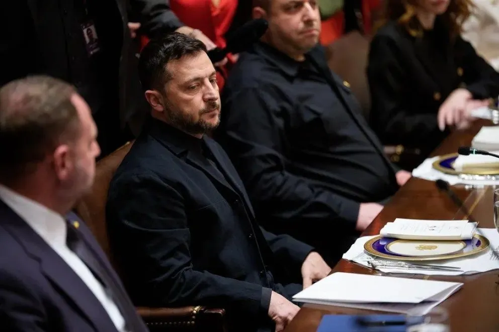 El presidente ucraniano, Volodimir Zelenski (c) el pasado viernes en la Casa Blanca. EFE/EPA