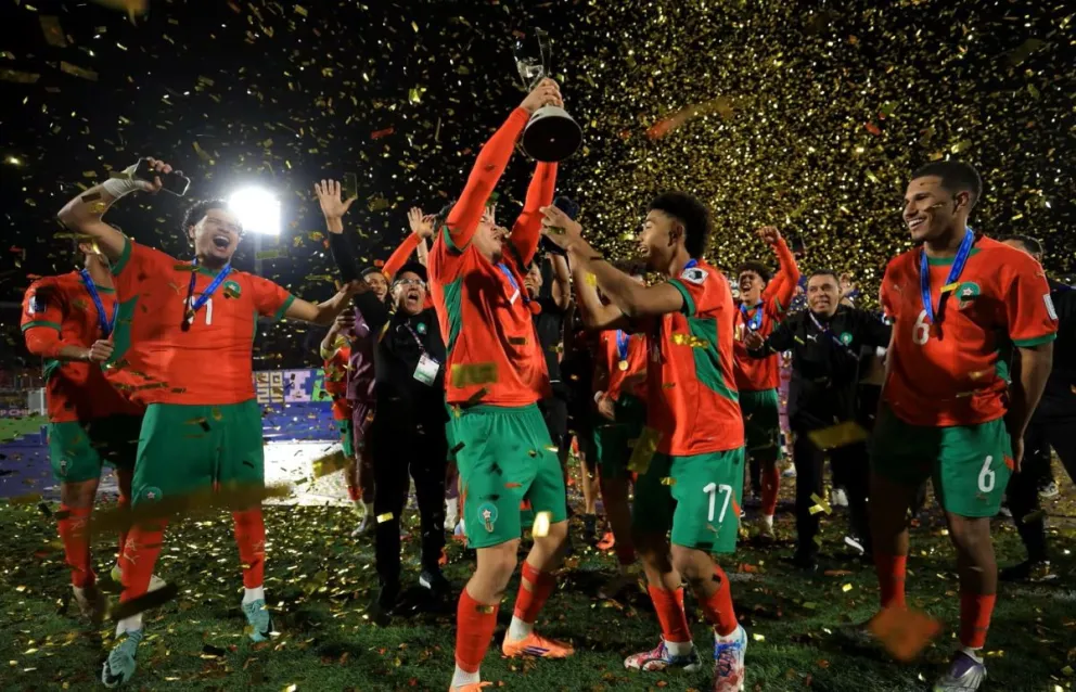 Jugadores de Marruecos festejan el título del Mundial Sub-20 tras ganarle a Argentina. Foto. FIFA