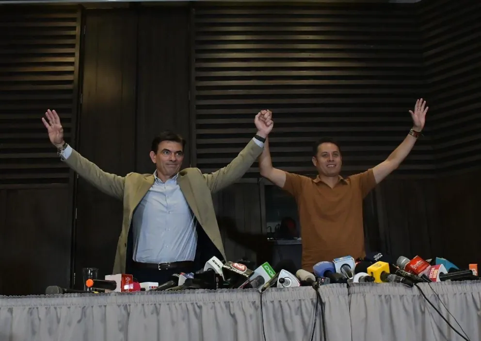 Rodrigo Paz y Edman Lara este lunes. Foto: APG