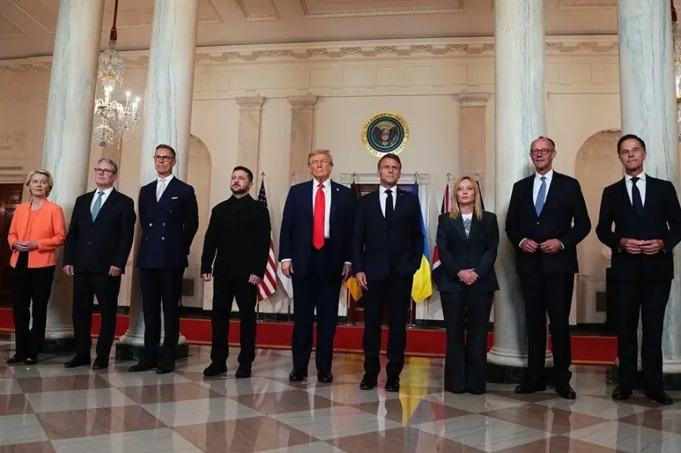 Imagen de archivo del presidente ucraniano, Volodímir Zelenski, el estadounidense Donald Trump, el secretario general de la OTAN, Mark Rutte, y líderes europeos. EFE/EPA
