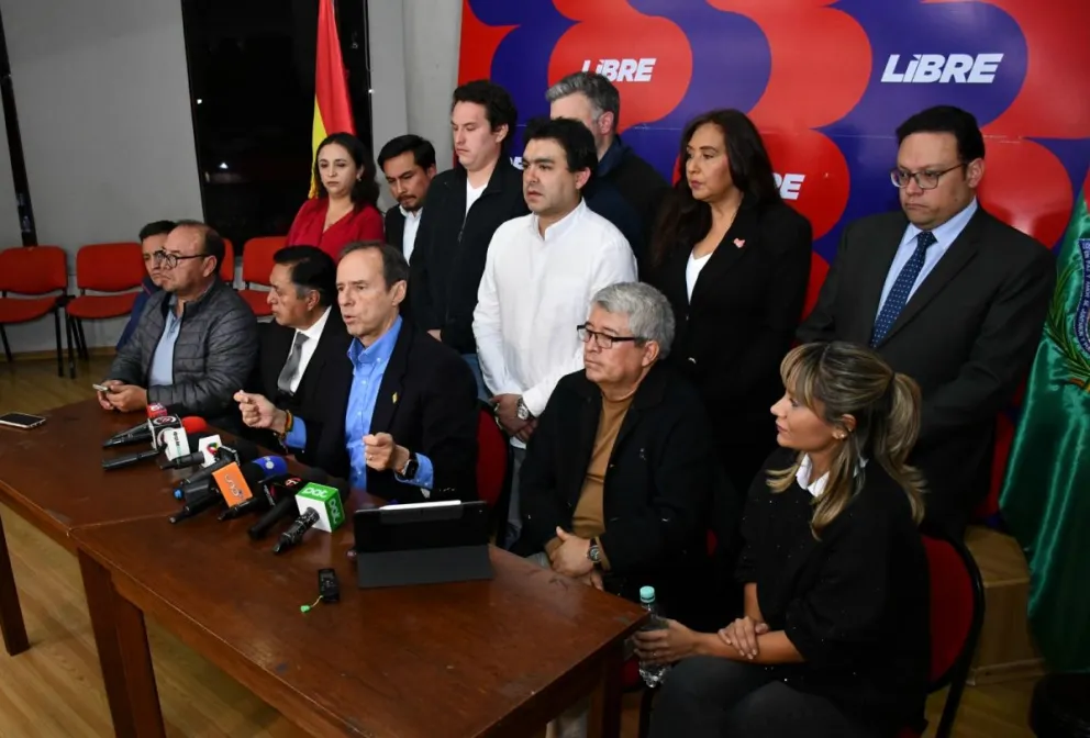 El expresidente Jorge Tuto Quiroga en conferencia de prensa. Foto: Captura de video