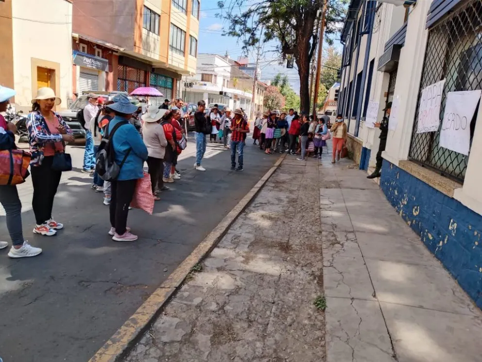 Manifestación de porcinocultores en Cochabamba. FOTO: Captura de pantalla de Aby Ayala