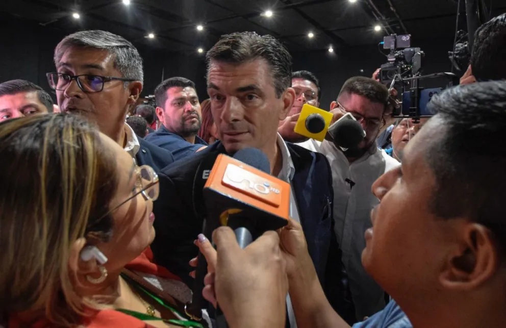 Rodrigo Paz en declaraciones a los medios este sábado. Foto: APG