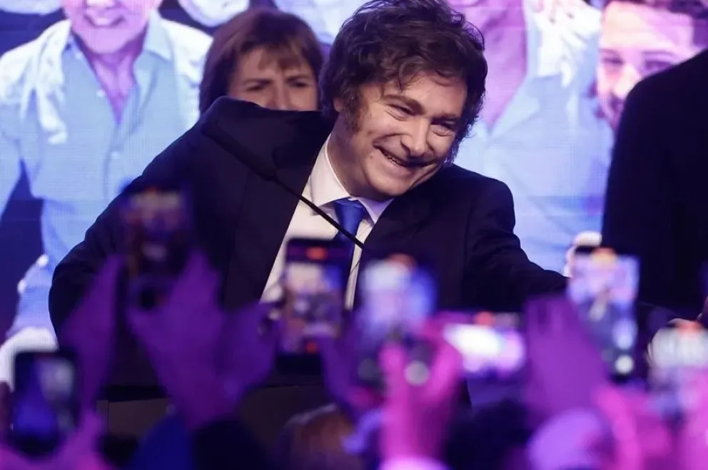  Javier Milei celebra los resultados de las elecciones. Foto: EFE