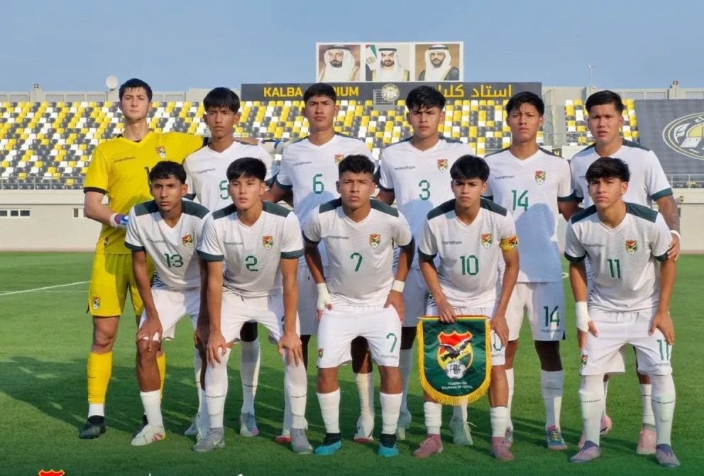 El onceno que jugó ante Emiratos Árabes Unidos. Foto: FBF.