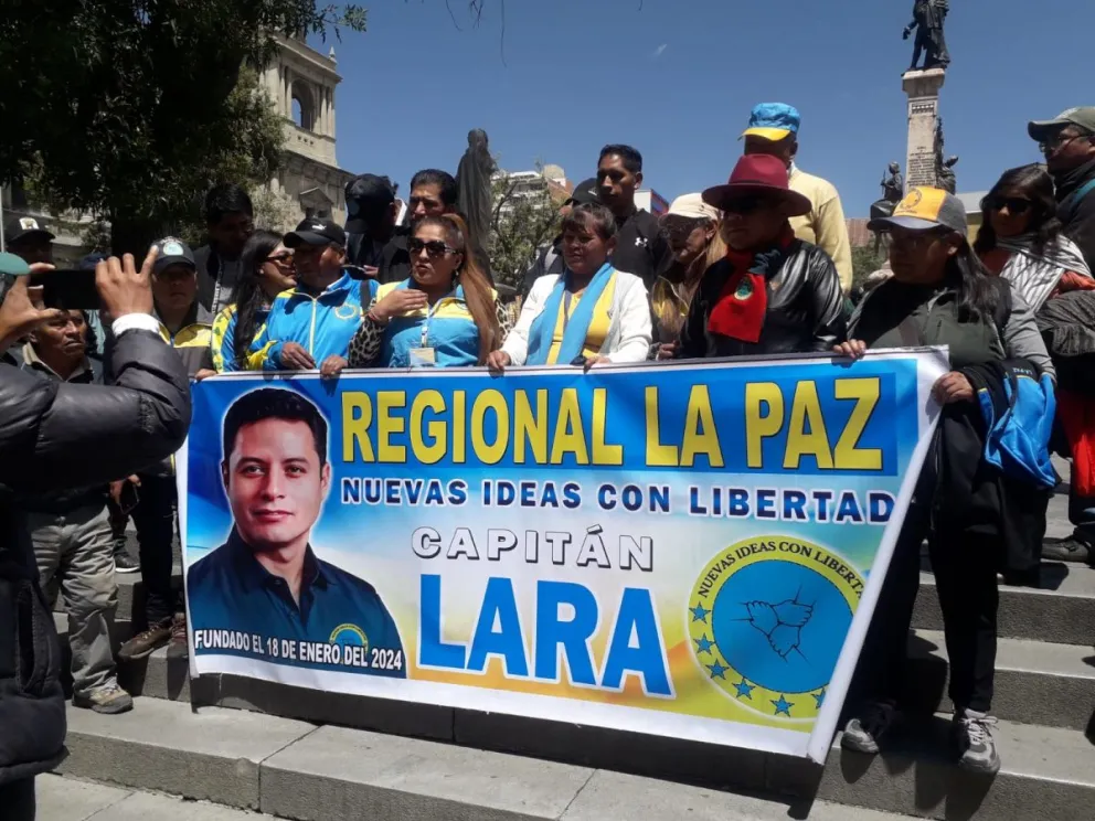 Un grupo de seguidores de Lara se manifestó este lunes en Plaza. Foto: RRSS 