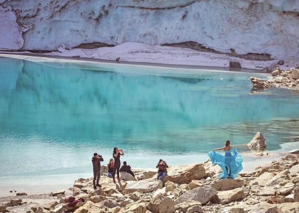 Una vista de la Laguna Esmeralda. Foto: Carlos Sánchez / Página Siete 