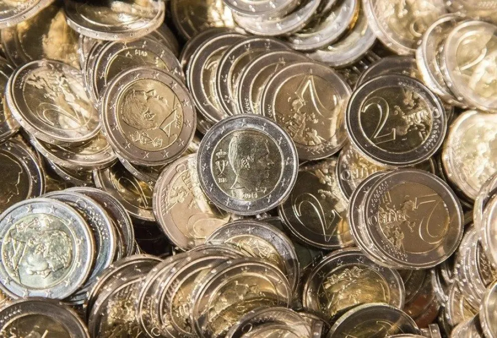 Monedas de dos euros en la Real Casa de la Moneda de Bélgica, en Bruselas, en una imagen de archivo. EFE