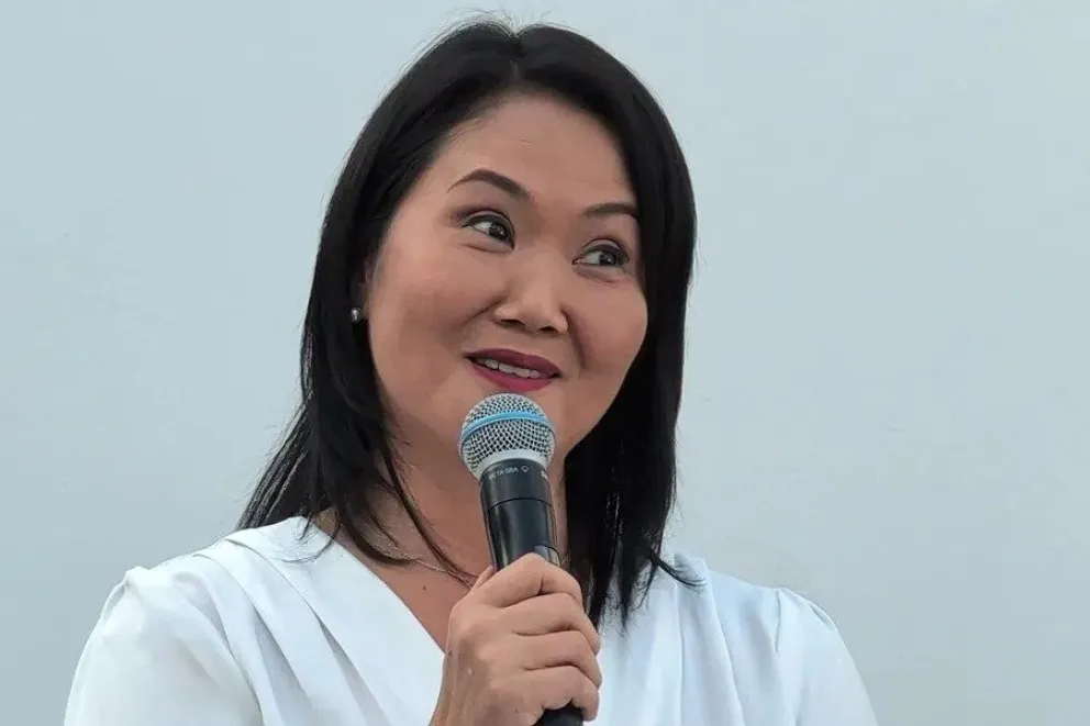 Fotografía de archivo de la lideresa del partido fujimorista Fuerza Popular, Keiko Fujimori, en una rueda de prensa en Lima (Perú). EFE