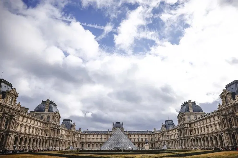 Una vista general del Museo del Louvre. EFE