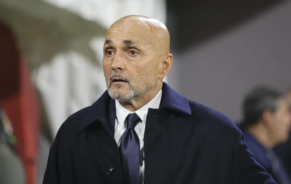 Luciano Spalletti, el nuevo DT de Juventus, durante el partido frente al Cremonese. Foto: EFE