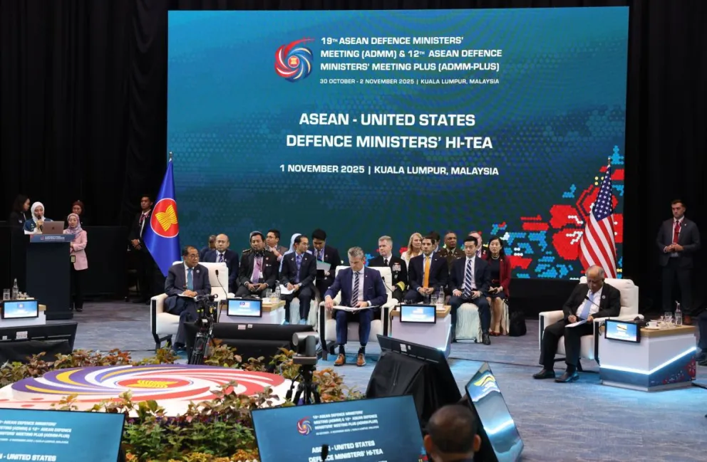Los participantes en la reunión de ministros de Defensa de países ASEAN en Kuala Lumpur. Foto: EFE