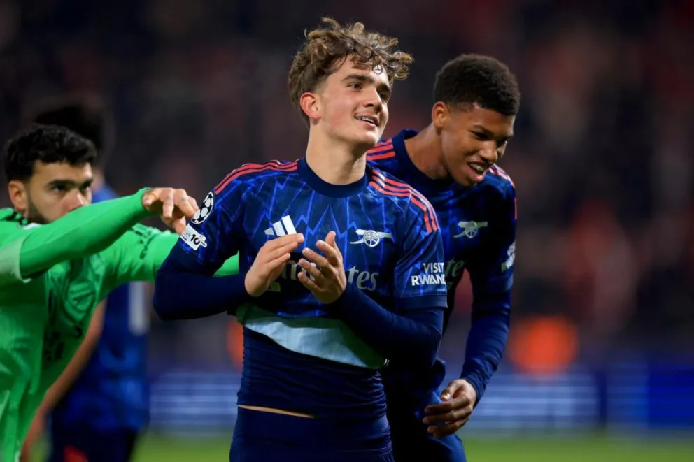 Max Dowman durante el partido que el Arsenal le ganó al Slavia Praga. Foto: EFE