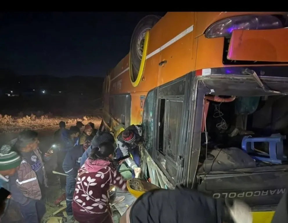 El bus accidentado. Foto: RRSS