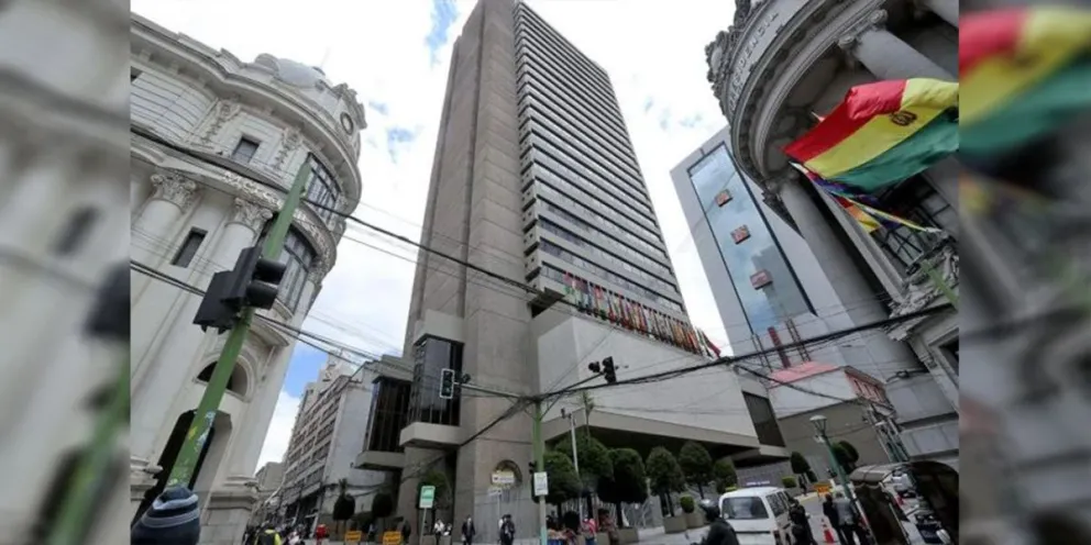 Edificio del BCB, en el centro de La Paz
