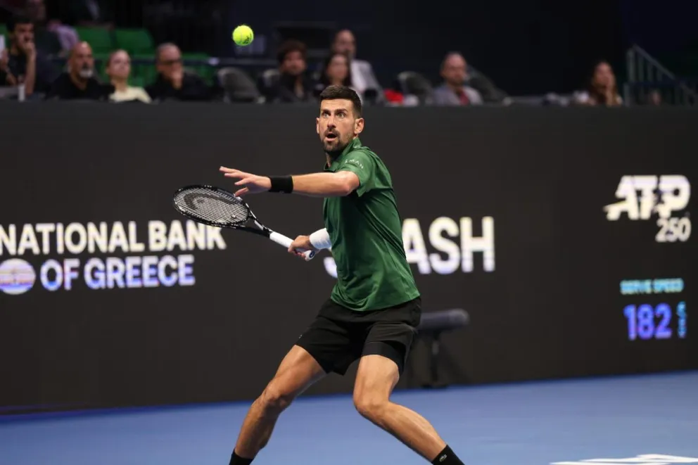 Djokovic duante la final del torneo de Atenas ante el italiano Musetti. Foto: EFE.