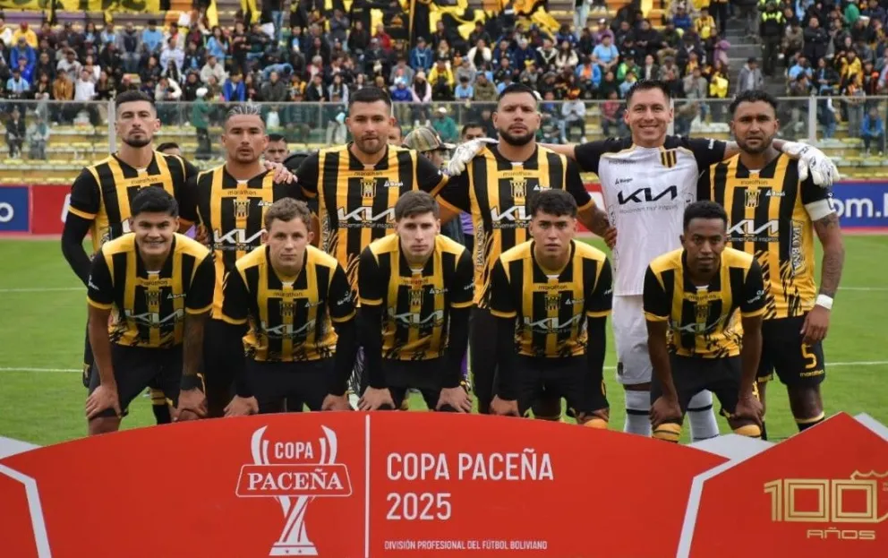 El equipo de The Strongest que empezó el clásico del domingo. Foto: APG