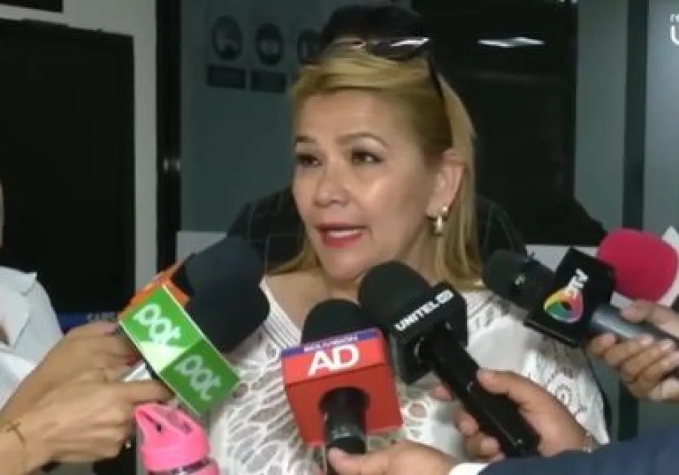 Añez, durante un contacto con los medios de comunicación, la tarde de este miércoles. Foto: Captura de video