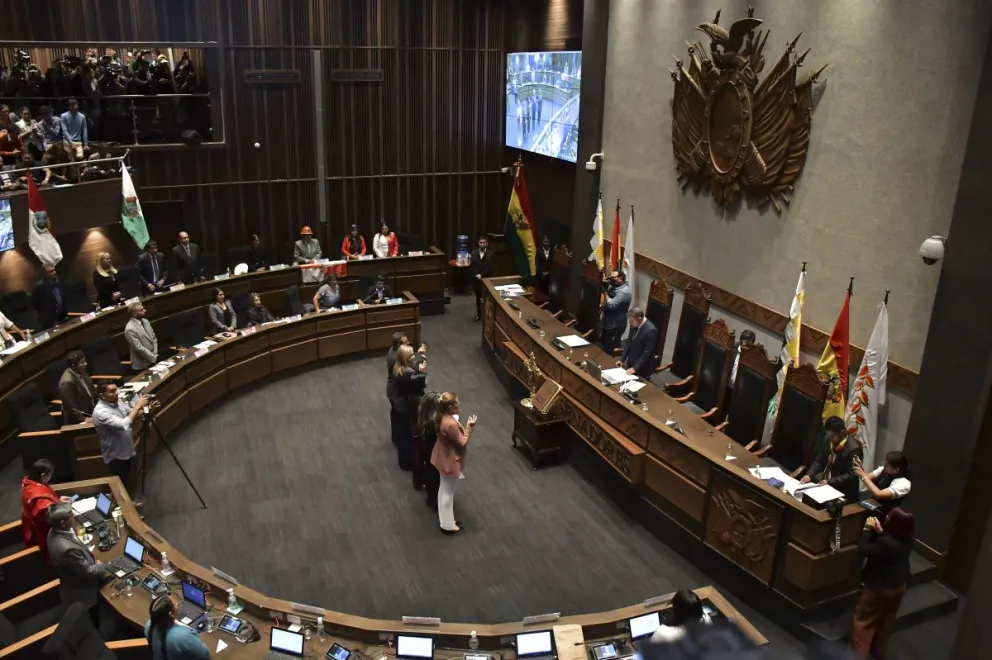 Cámara de senadores, cuando se posesionó a la directiva. FOTO: APG