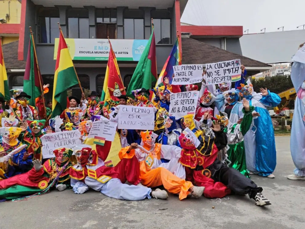 La actividad por la reivindicación del pepino, organizada en la alcaldía de El Alto. Foto: Alcaldía de El Alto. 