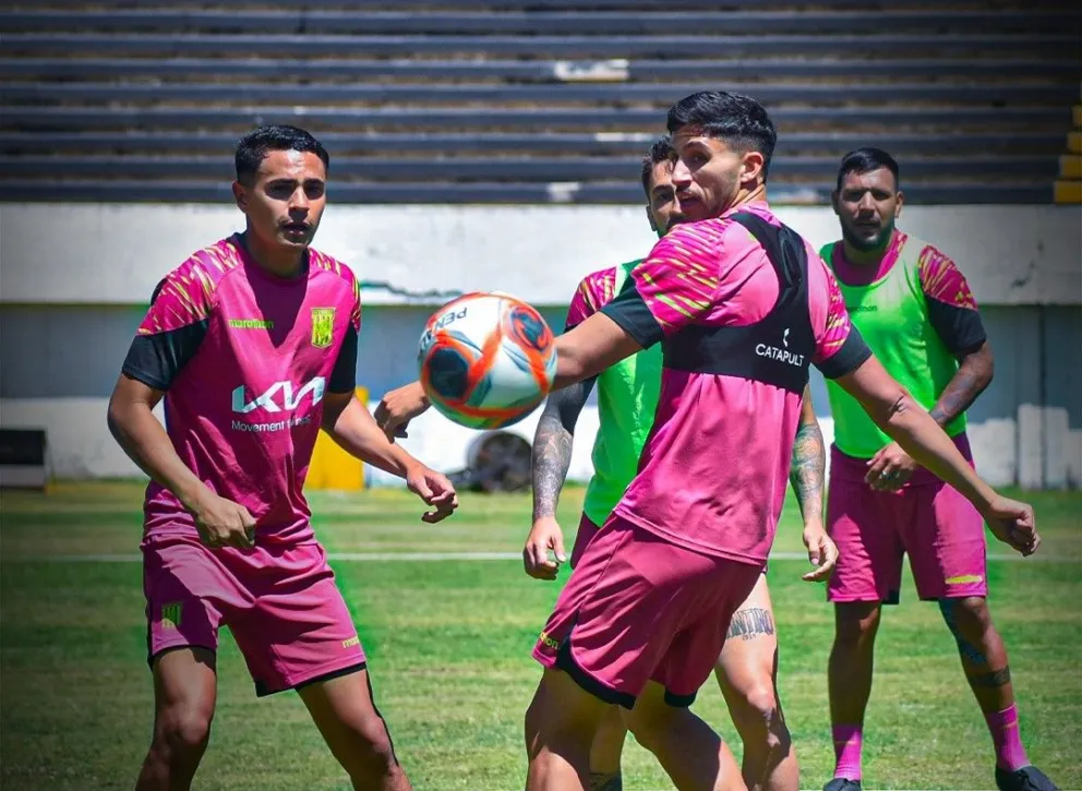 Los atigrados cerraron en la vípsera sus entrenamientos en la zona de Achumani. Foto: TS
