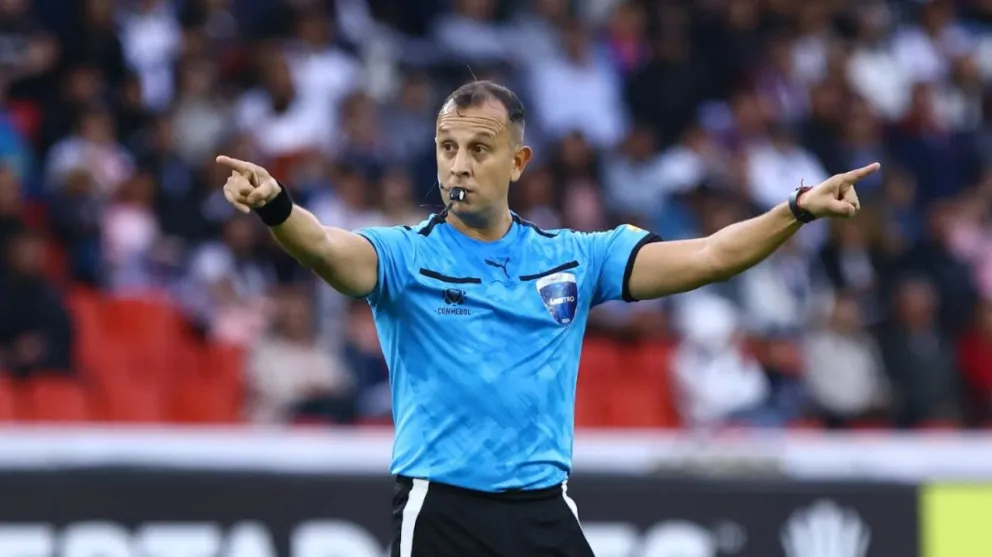 El árbitro argentino Darío Herrera. Foto: Conmebol