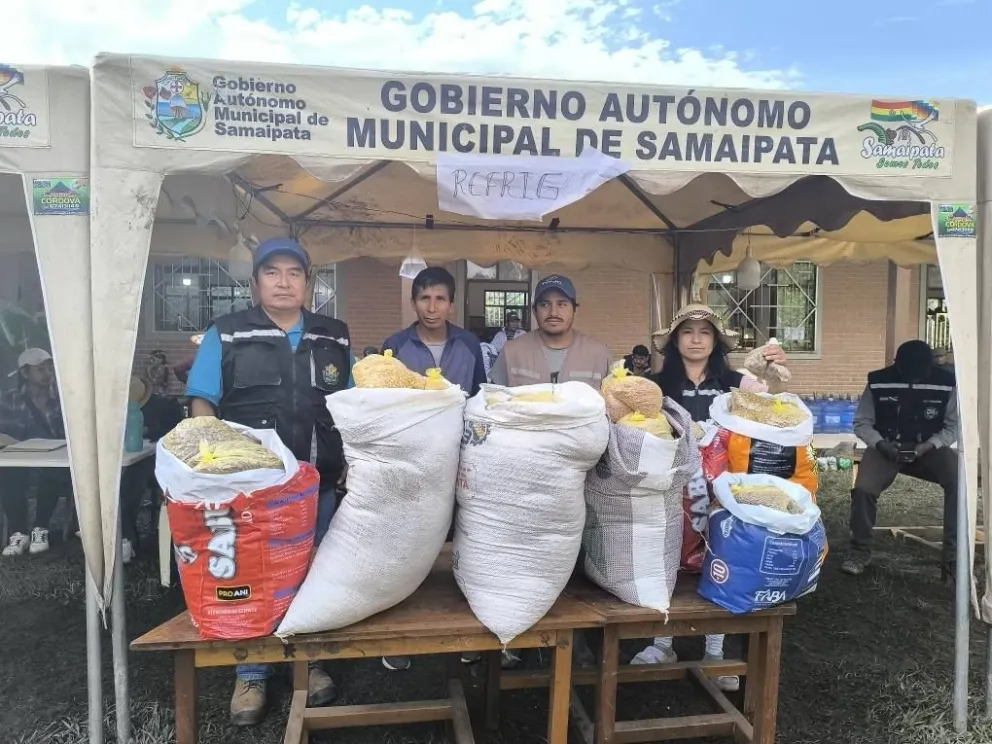 Víveres y otros elementos de la ayuda en el centro de acopio. Foto: Alcaldía de Samaipata