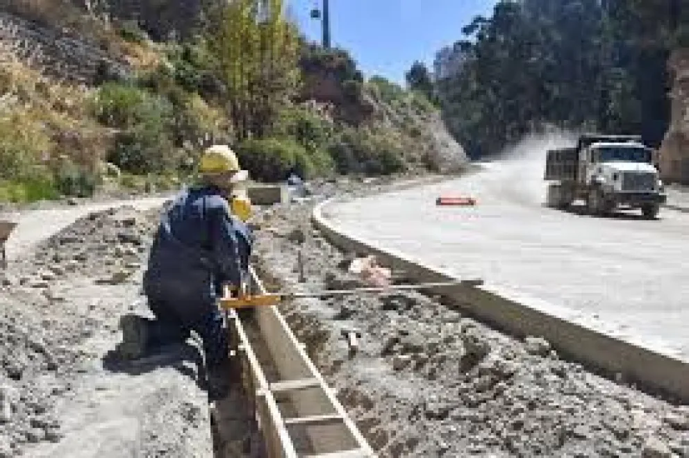 Trabajos en la avenida La Paz. Foto: AMUN