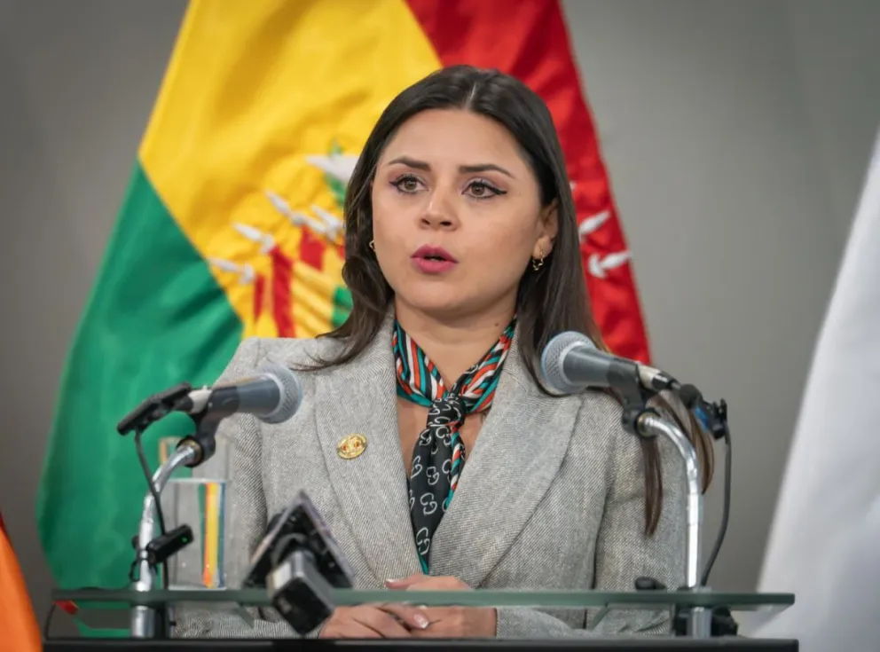 La ahora exvocera Carla Faval en una conferencia de prensa anterior. Foto: Archivo