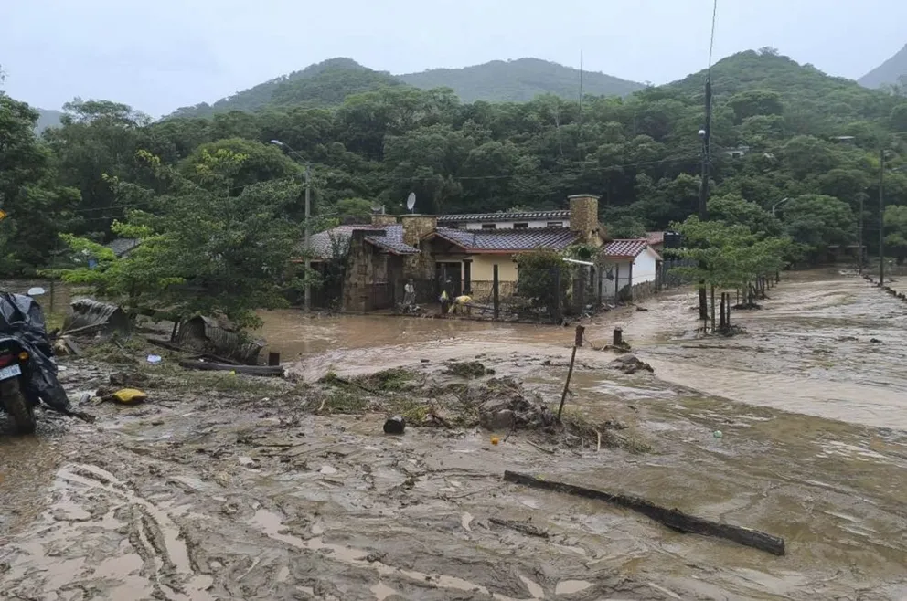 La inundación en Samaipata. FOTO: APG