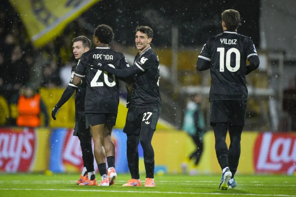 Futbolistas de la Juventus festejan sus goles. Foto: EFE.