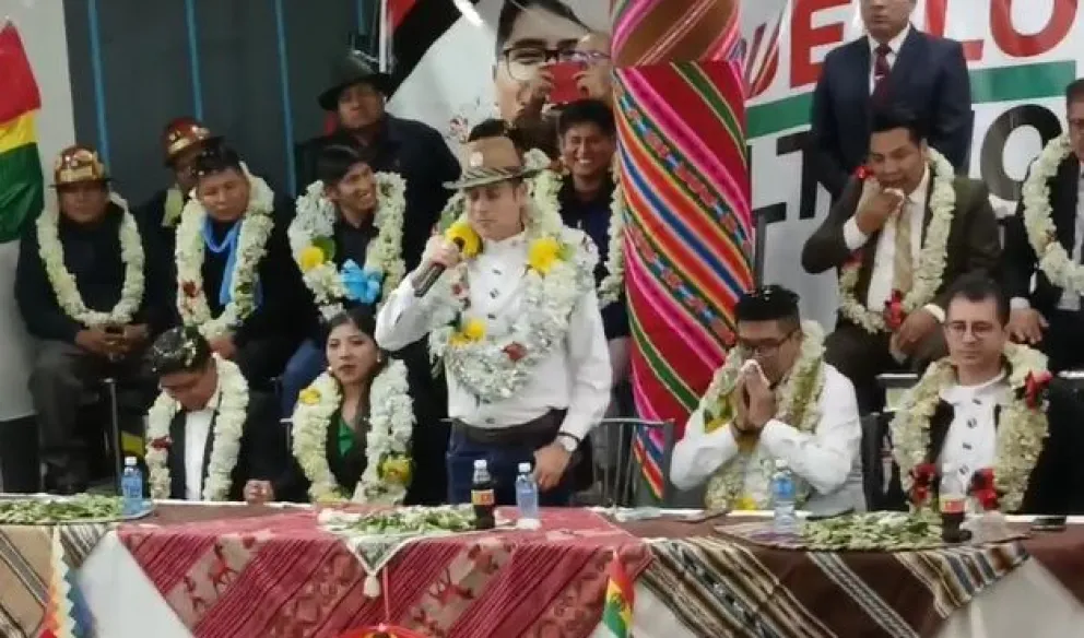 Edmand Lara en el acto de campaña en El Alto