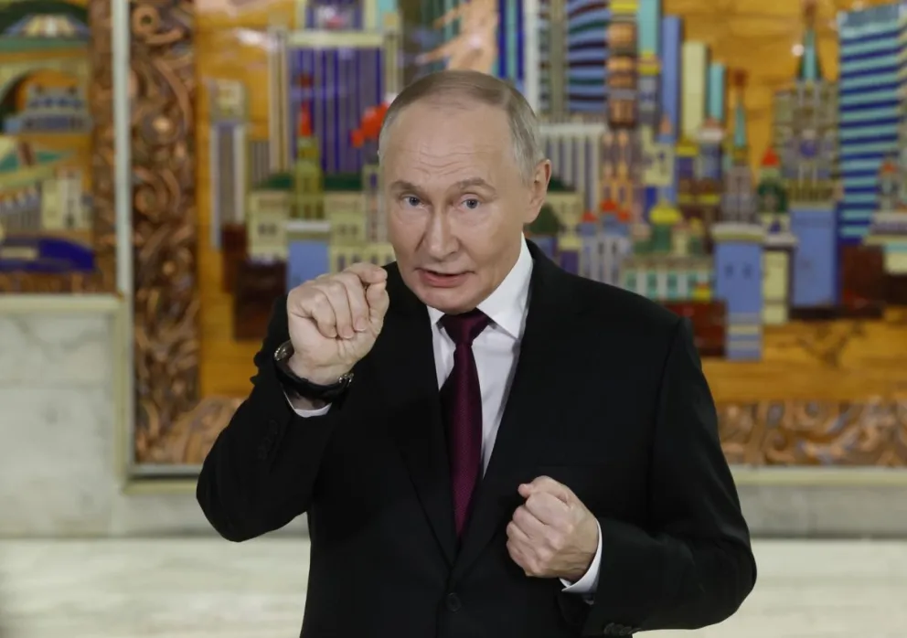 El presidente ruso Vladimir Putin habla a los medios de comunicación este martes. Foto: EFE