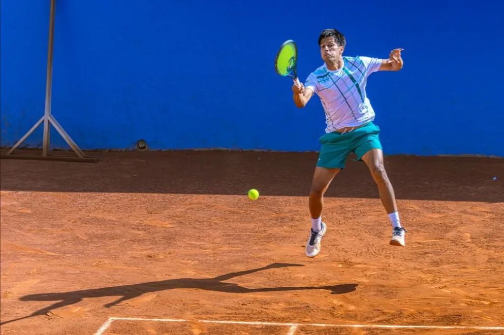 Zeballos durante su partido en los Juegos. Foto: Tenis al Máximo.