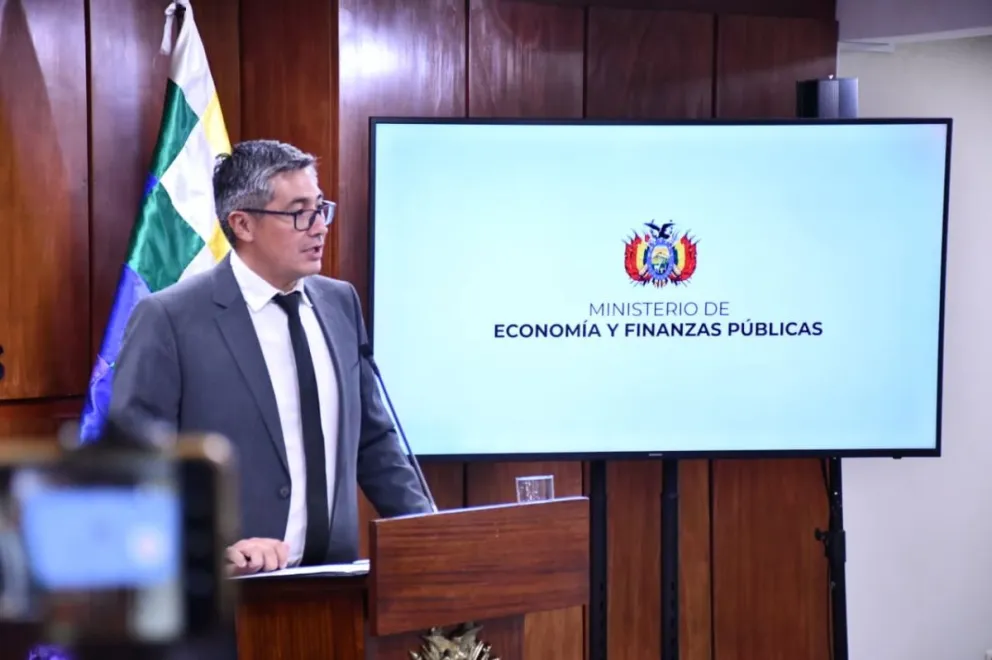 El ministro de Economía, José Gabriel Espinoza, ofreció este martes una conferencia de prensa. Foto: Ministerio de Economía