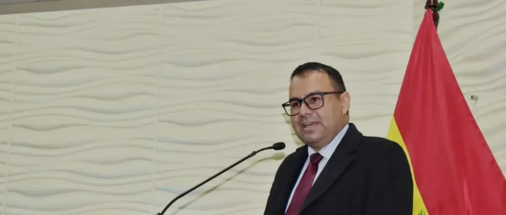  Roger Marcelo Longaric tras asumir el cargo de subprocurador. FOTO: Unitel