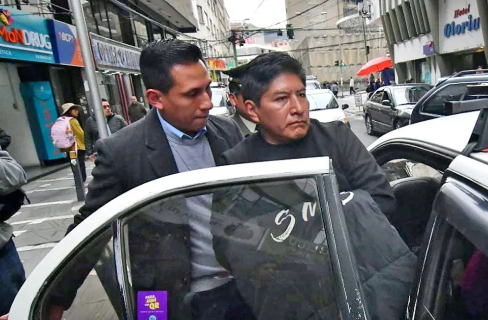 Rubén Ríos, dirigente panificador, en el momento de su aprehensión. Foto: APG 